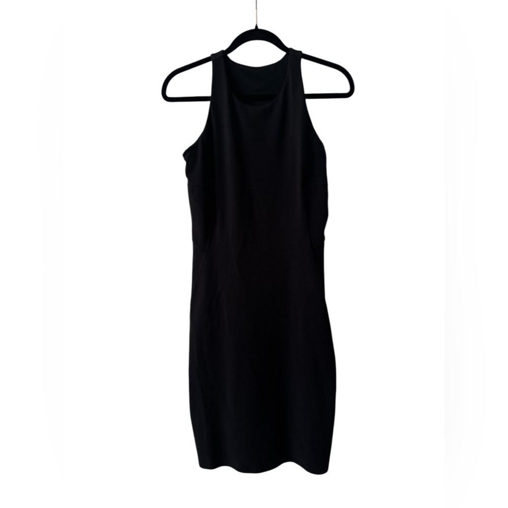 Lululemon Slim-Fit Above-Knee Dress in Black - Picture 7 of 7